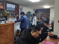 -宝瑞门钉肉饼店