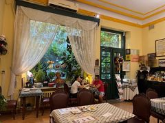 -露西亚咖啡西餐厅(哈尔滨俄侨纪念馆店)