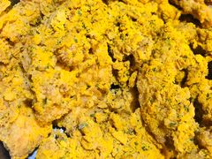 -BHC炸鸡(明洞总店)