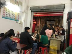 -陈老添美食店(宝华路店)