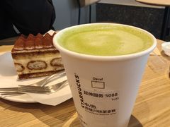 -星巴克臻选(威海威高广场店)