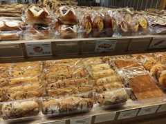 -小飞象面包公社(珠江路金鹰店)