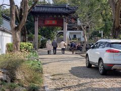 -汇龙潭