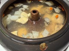 原味蒸馏汽锅鸡-云腾食府·云南菜