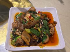 绍皮回锅肉-柏合黄记豆腐皮饭店