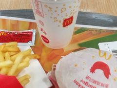 -麦当劳(光新乐购店)