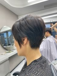 -宫铭烫发染发接发店