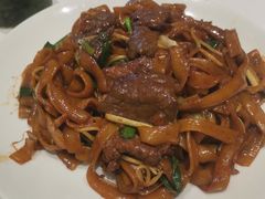 干炒牛河-稻香酒家·34年老字号·港式粤菜(汉街店)