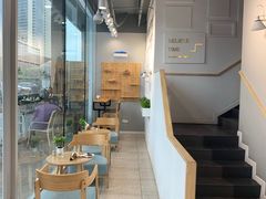 -焙丽拾光(麦凯乐直营店)
