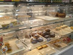面包甜点陈列柜-味多美蛋糕(洋桥店)