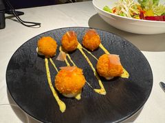 -MONICH牛排融合餐厅(和义大道购物中心店)