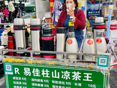 -霞涌市场海鲜摆卖区