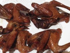 招牌烤乳鸽-石岐佬中山菜馆(张溪店)