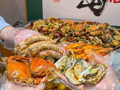 -东来菜馆•手抓海鲜家常菜•海鲜锅贴(鸽子窝店)
