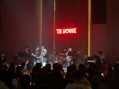 -TZ House音乐现场(来福士中心店)