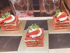 -雍容荟帝王蟹活龙虾展台自助(IFS黑金店)