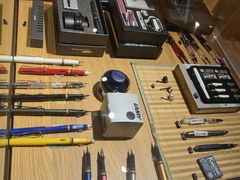 -百新书局(尚悦湾店)