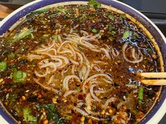 -云阿蛮云南生烫牛肉米线(奉贤路店)