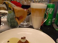 -圣丰索菲特·2 On 988 Café 自助餐厅