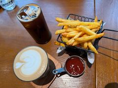 -Two Birds One Stone·一石二鸟(诚品生活店)