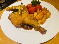 迷迭香烤半鸡配小番茄、炸薯角-兰特伯爵西餐厅·啤酒屋(方庄店)