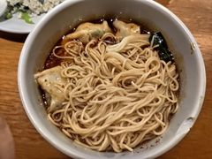 云吞重庆小面-南小馆(迪士尼小镇店)