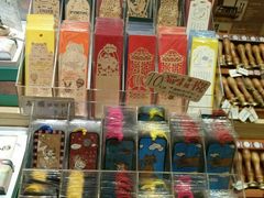 -猫的天空之城概念书店(杭州南宋御街店)