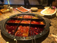 -舒家大院重庆老火锅(纪念塔店)