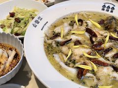 -渔语鱼酸菜鱼新川菜(来福士店)