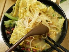 -螺小胖柳州螺蛳粉(钟楼总店)