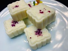 -荷风细雨·中国茶宴(碧云店)