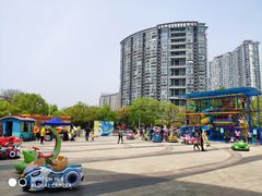 -杭州滨江宝龙城