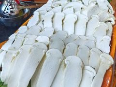 -三锅莊·牦牛肉火锅·香格里拉特色藏餐宴请餐厅(昆明创始店)
