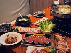 -山之屋炭火烧肉·生啤畅饮(大朗万科中央公园店)