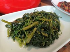 -有红鸡毛店·川菜(建设路店)