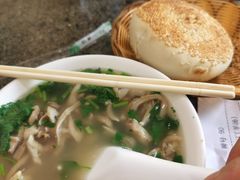 -清真喜兰老丁羊汤特色小吃