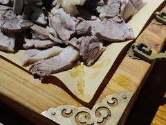 -蒙艾里民族传统菜蒙餐