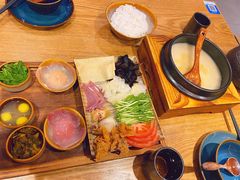 蒙自过桥米线-麦麦山云南菜(复地活力城店)
