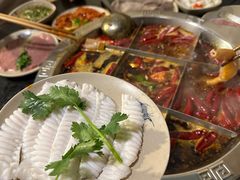 -洞亭火锅(防空洞总店)