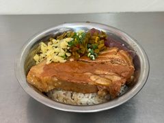 -梁阿婆廿年老牌扣肉糯米饭