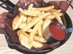薯条配薯角-Maxpoint Kitchen 西餐咖啡(乐峰广场店)