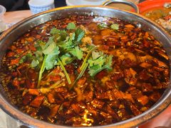 鱼蛋火锅-拈一筷子·宜宾江湖菜(十一街店)