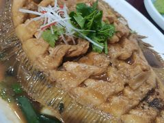 -鸿运美食府