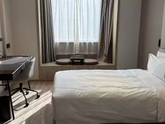 -杭州西湖湖滨银泰亚朵酒店