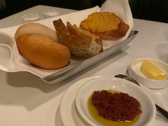 -香港赛马会双鱼河会所