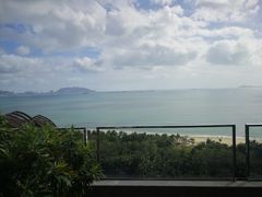 -三亚湾海居铂尔曼度假酒店