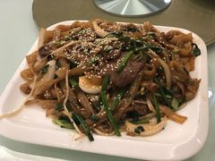 干炒牛河-香港美食大酒楼