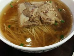-朱鸿兴面馆(镇湖店)