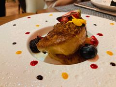 香煎鹅肝佐覆盆子酱-Terra Rossa(陆家嘴中心店)