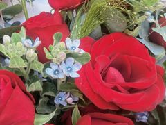 -何兮花店·气球派对鲜花店(马桥银春路万科城店)